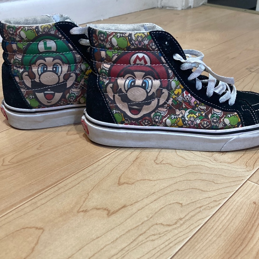Vans/Nintendo Super Mario sneakers